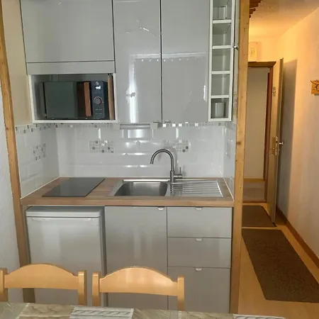 Apartment Lauzieres - Joli 2 Pieces Pour 4 Personnes Quartier Soleil Mae-7613 Val Thorens